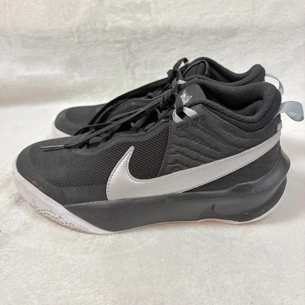 Nike Team Hustle DX SU21‎ Kids 3.5Y Black Silver Good Basketball Sneakers CW6735